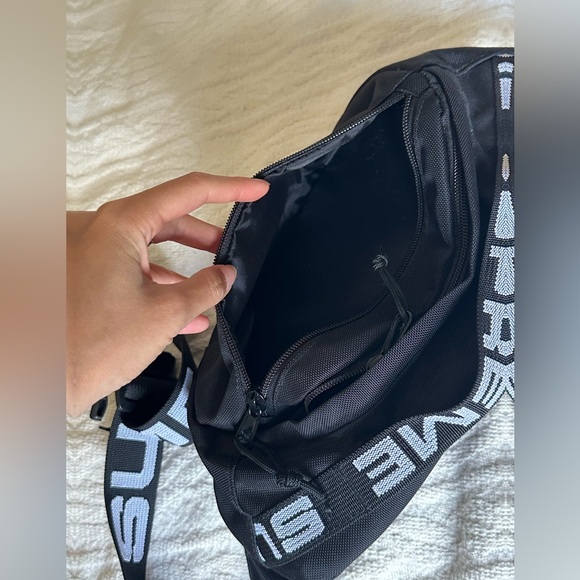 Supreme Men’s waist bag SS18 black - Picture 8 of 17